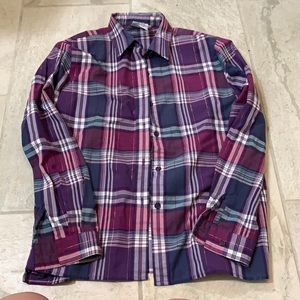 Women’s button up top